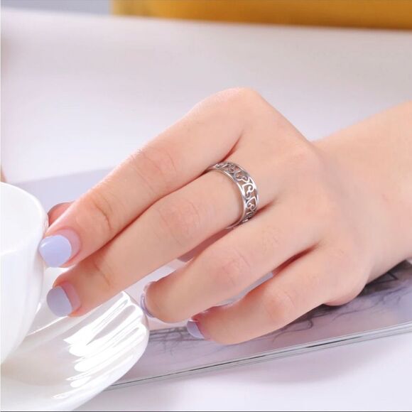 Heart Ring All Around Band Engraved Stainless Steel Silver NEW IN GIFT BOX - Picture 3 of 4